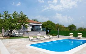 Villa Voyage